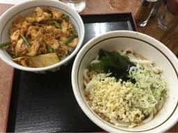 山田うどん 成瀬店