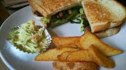 チーズアンドオリーブ