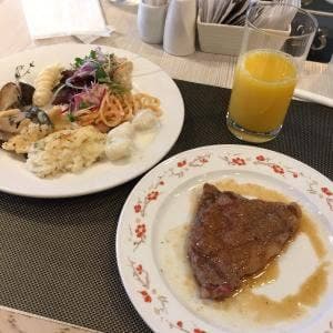 クラウンカフェ