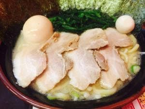 濃厚とんこつラーメン 豚とことん