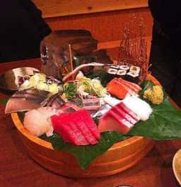 マルサ水産 名古屋甚兵衛通り店