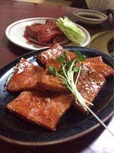 三八