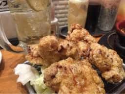 骨付鳥、からあげ、ハイボール がブリチキン。栄店