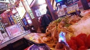 ジービーズカフェホットロッドダイナー 慶応大学日吉駅前店