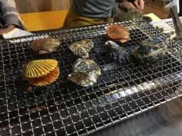 カキ焼きスペース おいんち