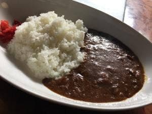 山荘天水 ラウンジ 白楽天