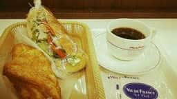 VIE DE FRANCE アピア店